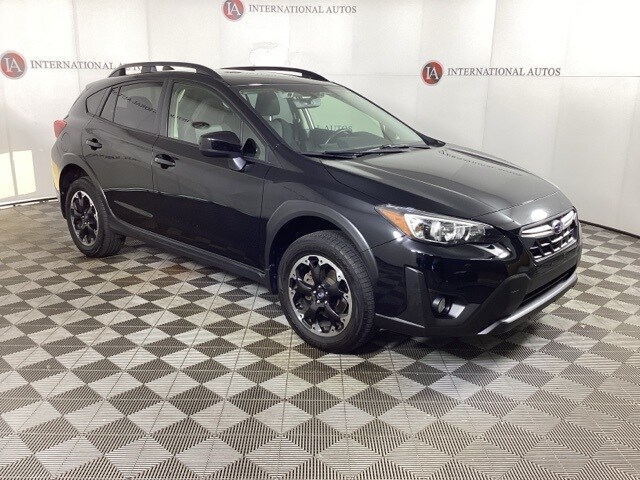 2023 Subaru Crosstrek Premium photo 2