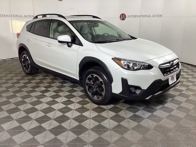 2023 Subaru Crosstrek Premium photo 2