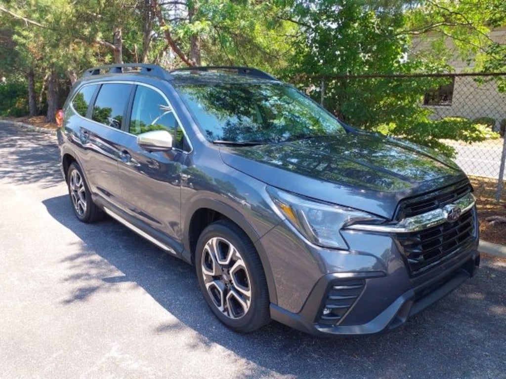 Used 2023 Subaru Ascent Limited SUV