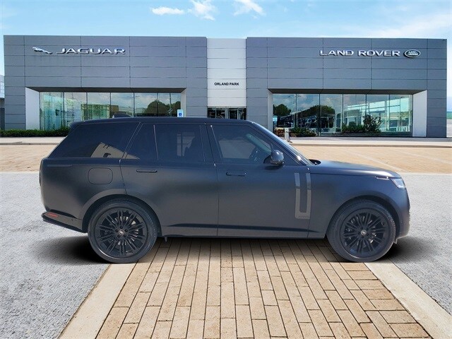2023 Land Rover Range Rover Autobiography photo 4