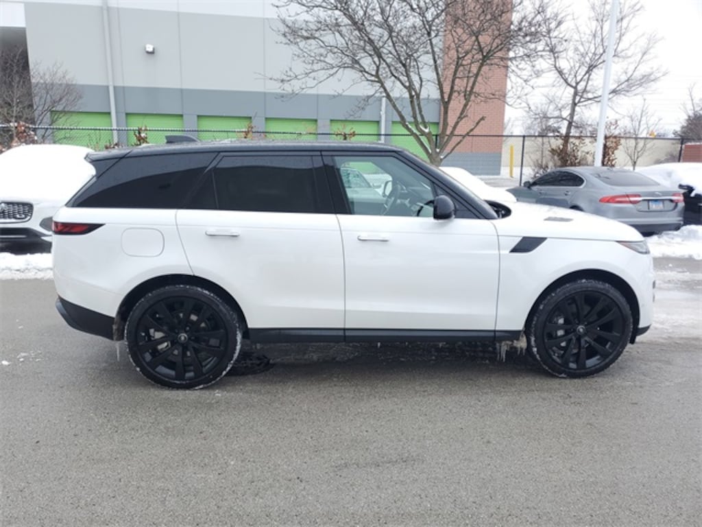 New 2025 Land Rover Range Rover Sport SE SUV