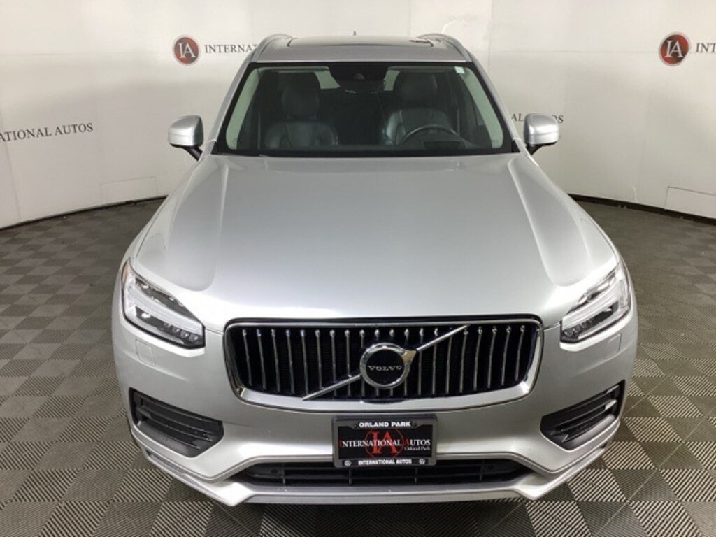 Used 2022 Volvo XC90 T6 Momentum SUV