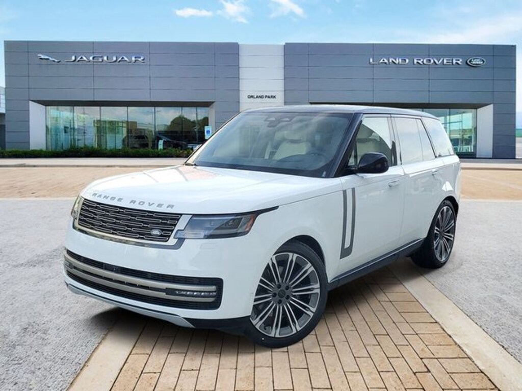 New 2026 Land Rover Range Rover SE SUV