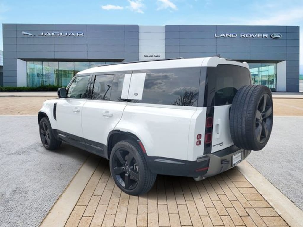 Certified 2023 Land Rover Defender 130 X-Dynamic SE SUV