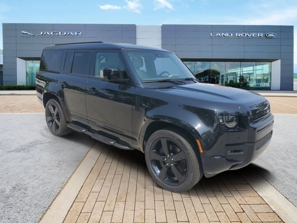 New 2026 Land Rover Defender 130 X-Dynamic SE SUV