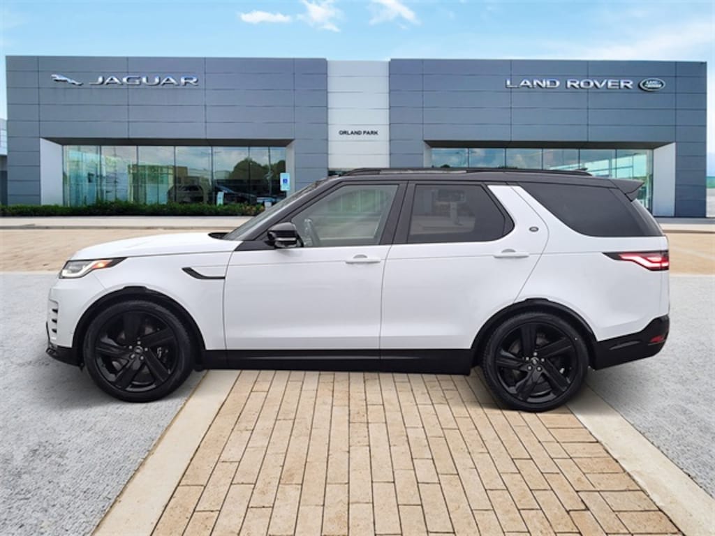 Used 2024 Land Rover Discovery Metropolitan Edition SUV