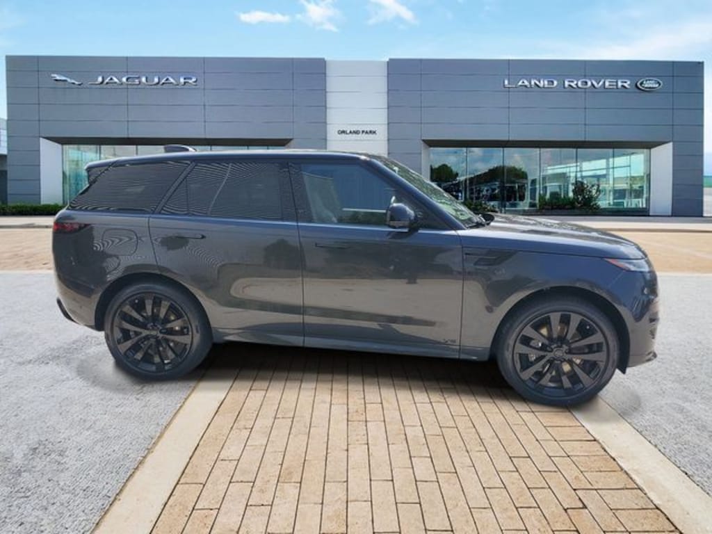 New 2026 Land Rover Range Rover Sport Dynamic SE 530PS
