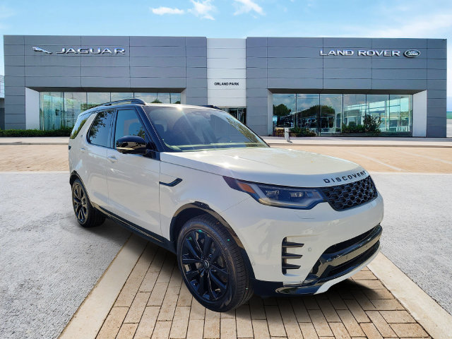 New 2026 Land Rover Discovery Dynamic SE SUV