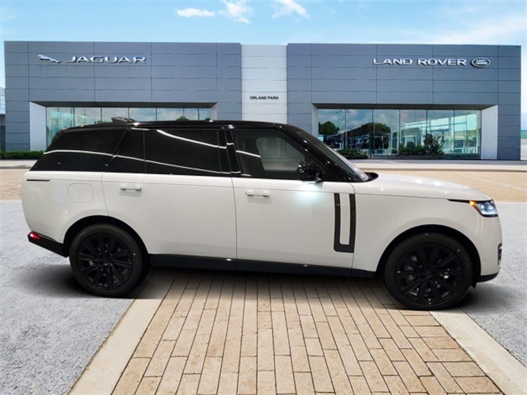 New 2026 Land Rover Range Rover SE 7 Seats SUV