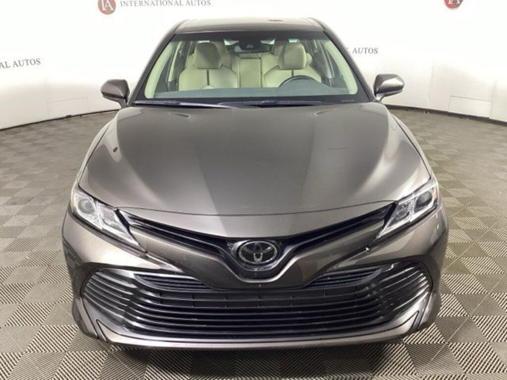 Used 2018 Toyota Camry LE Sedan