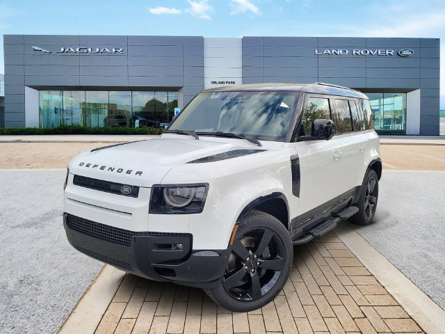 2026 Land Rover Defender 110 X-Dynamic SE SUV