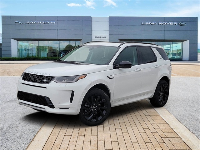 2025 Land Rover Discovery Sport S's photo