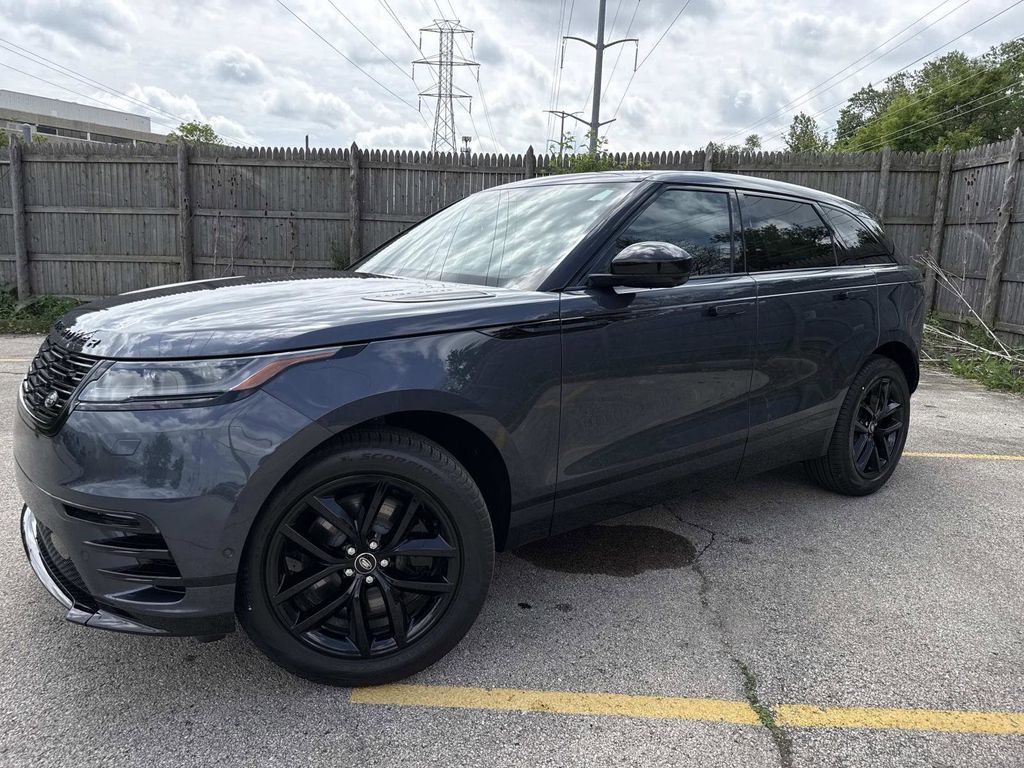2026 Land Rover Range Rover Velar P250 Dynamic SE's photo