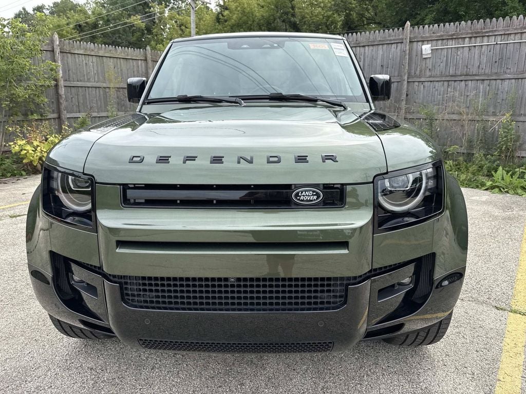 New 2026 Land Rover Defender 130 X-Dynamic SE SUV