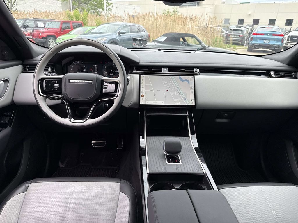 2026 Land Rover Range Rover Velar Dynamic SE - Photo 20