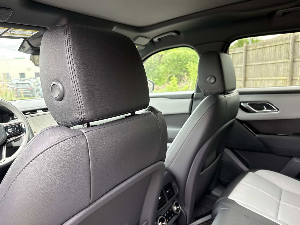 2026 Land Rover Range Rover Velar Dynamic SE - Photo 19