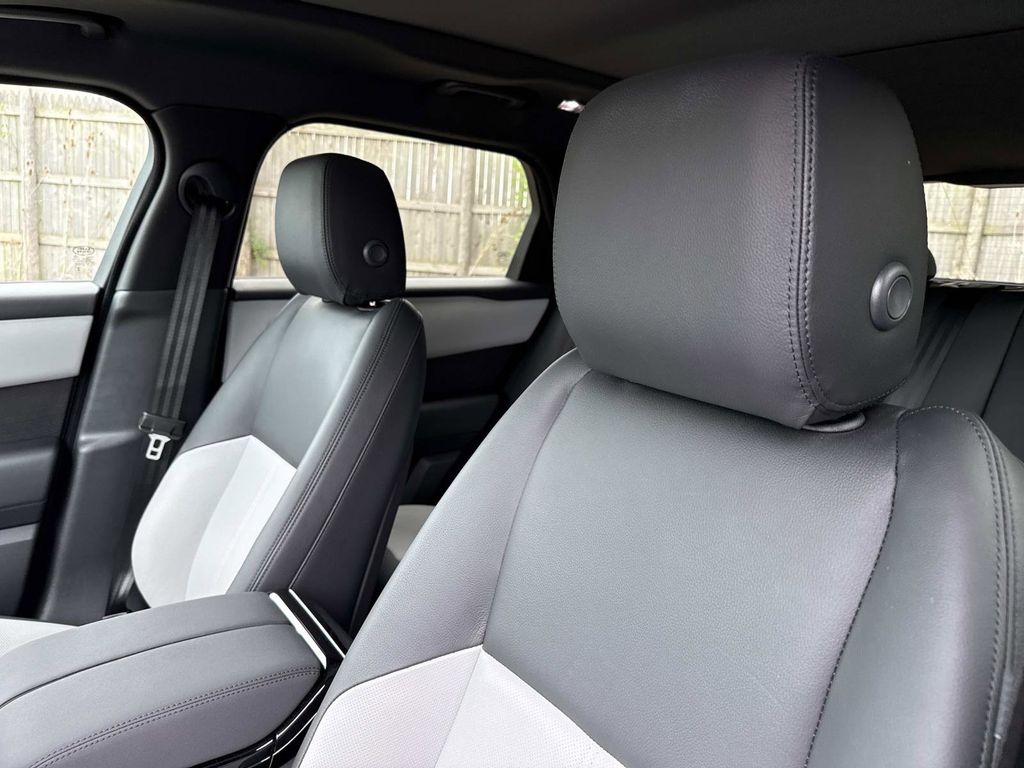 2026 Land Rover Range Rover Velar Dynamic SE - Photo 25