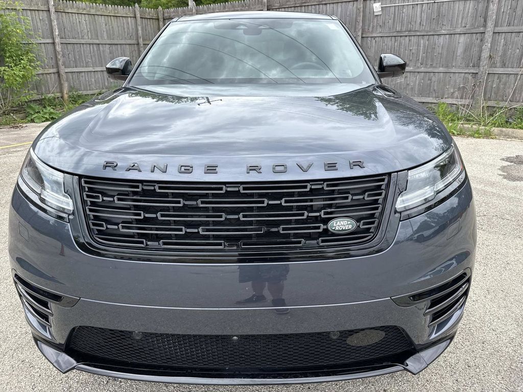 New 2026 Land Rover Range Rover Velar Dynamic SE