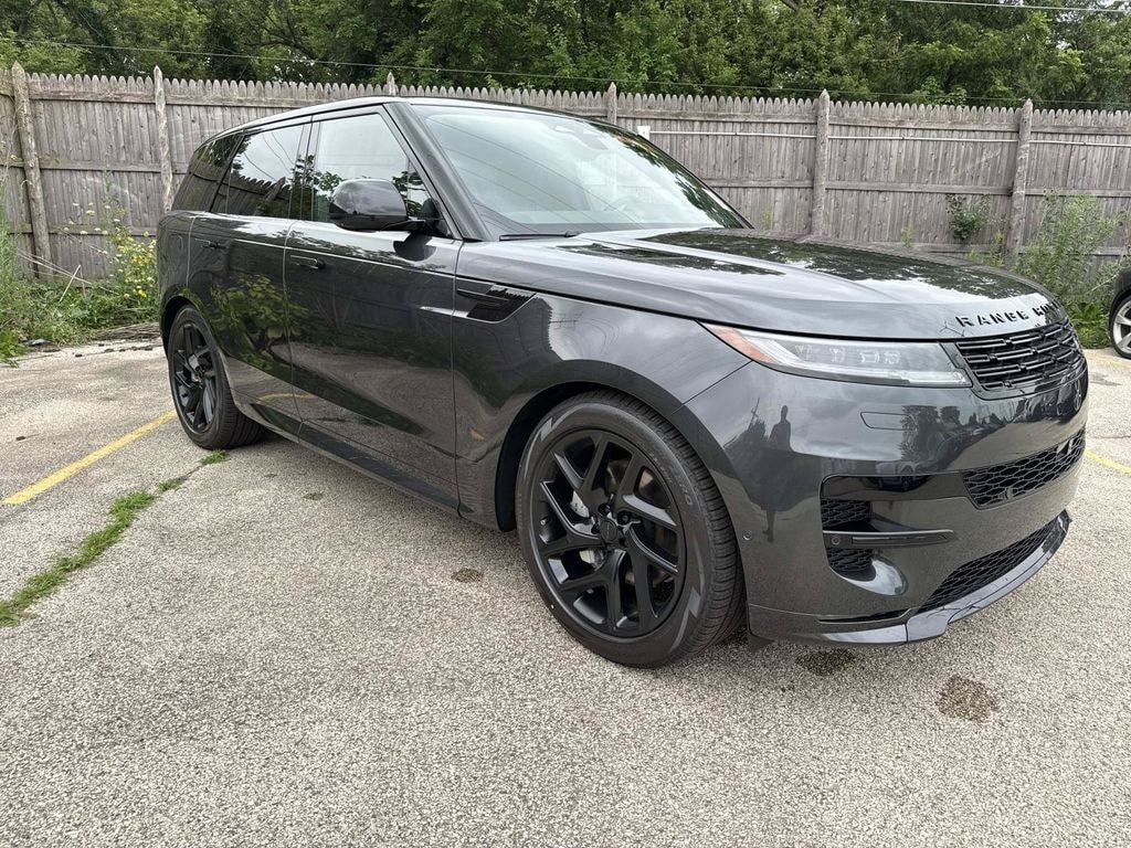 New 2026 Land Rover Range Rover Sport Dynamic SE SUV