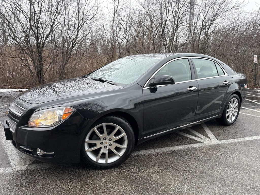 2010 Chevrolet Malibu LTZ's photo