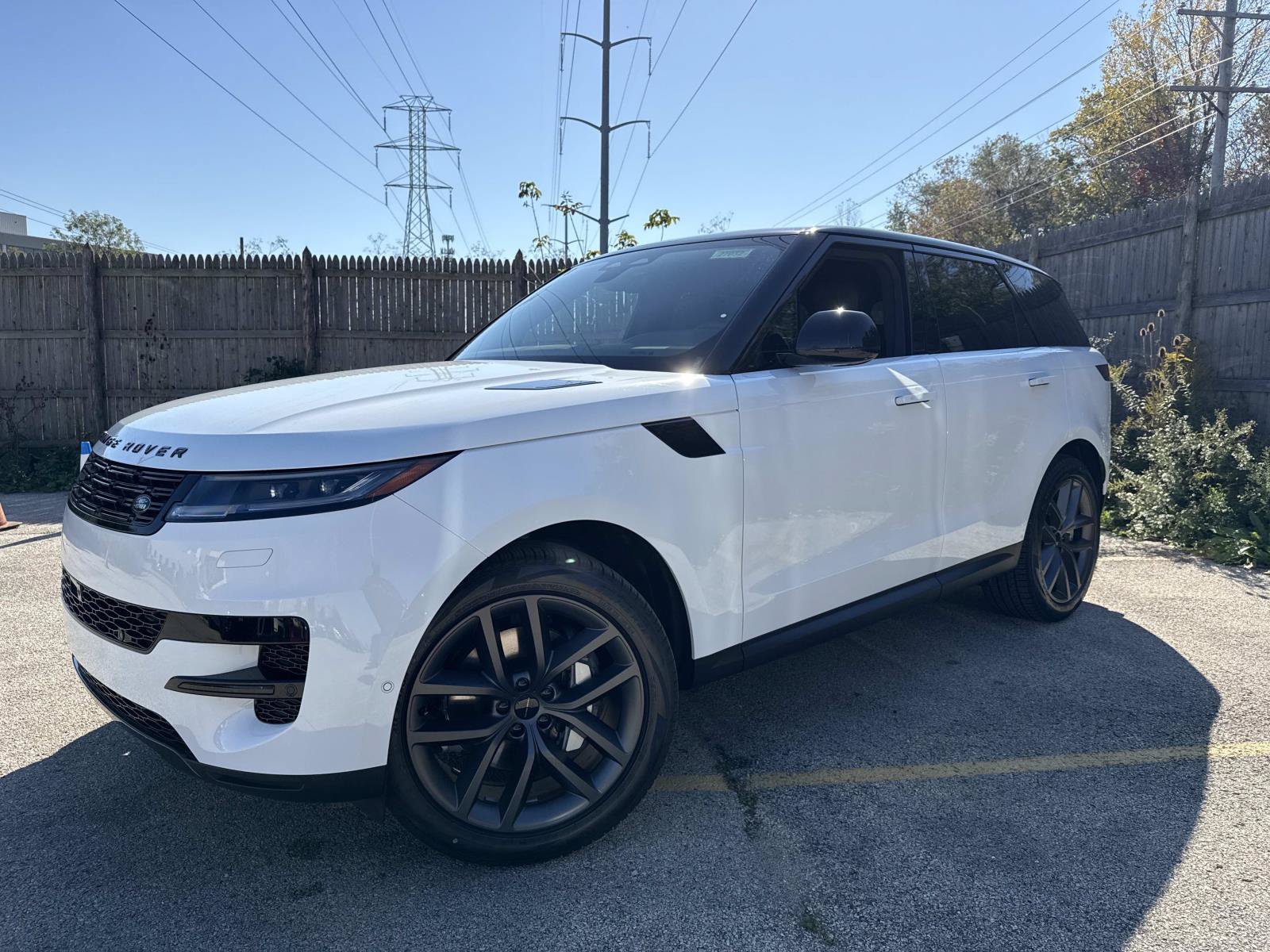 2027 Land Rover Range Rover Sport SE