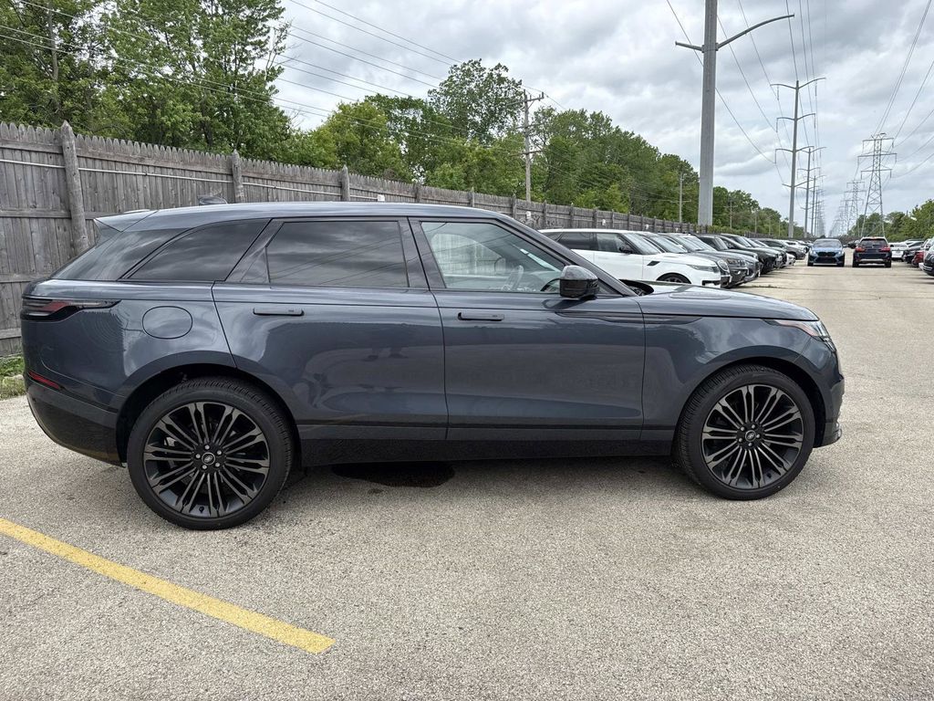 2026 Land Rover Range Rover Velar Dynamic SE - Photo 6