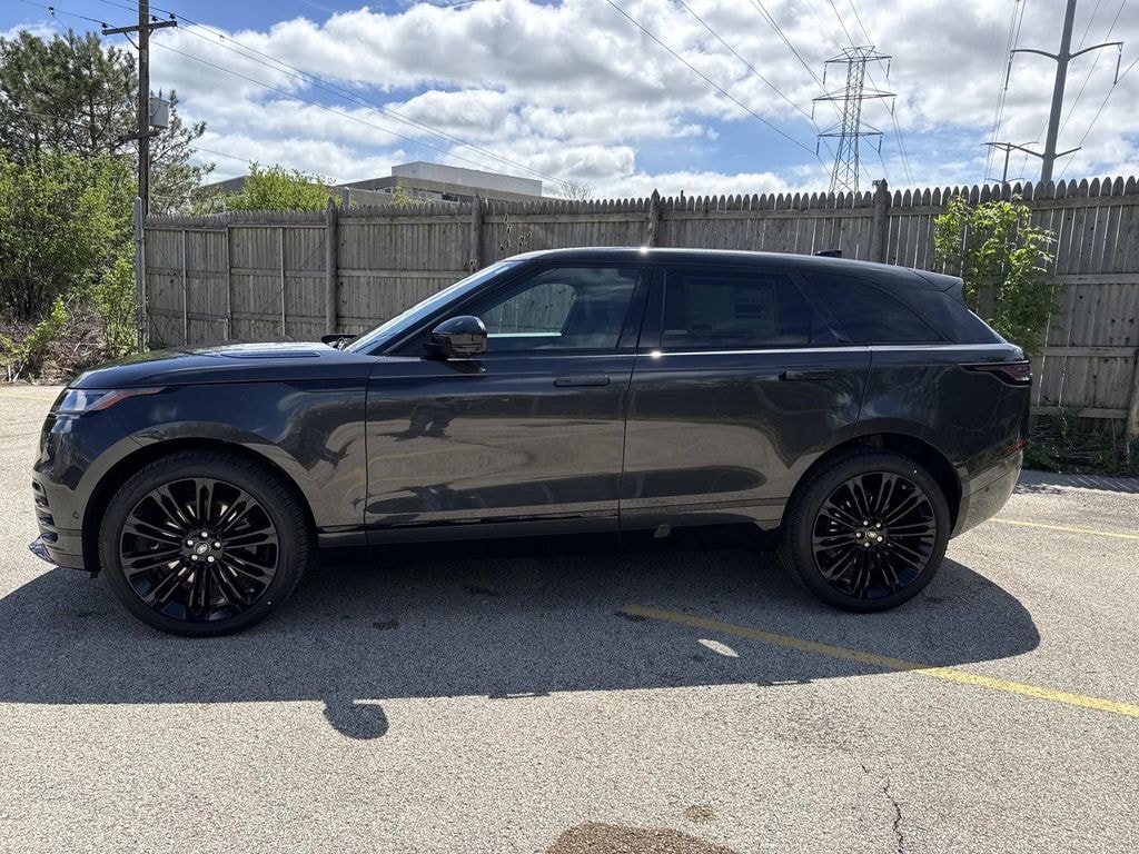 New 2026 Land Rover Range Rover Velar Dynamic SE