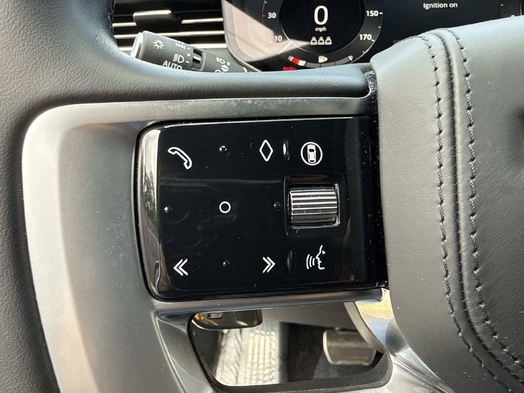 2025 Land Rover Range Rover SE - Photo 38