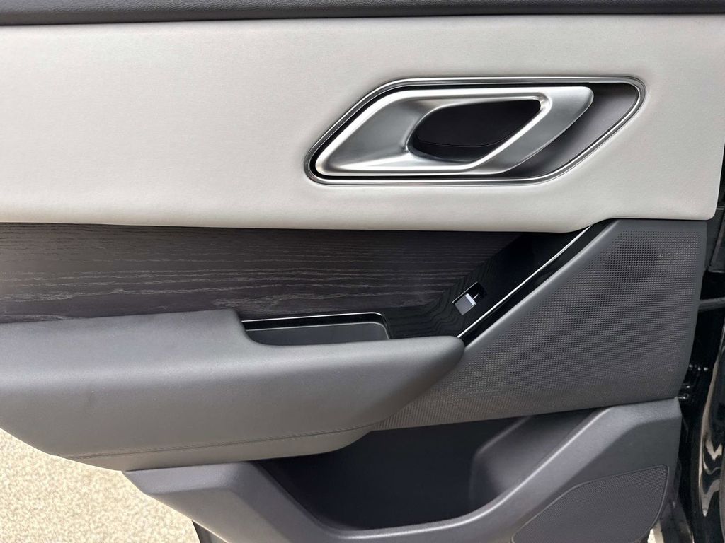 2026 Land Rover Range Rover Velar S - Photo 14