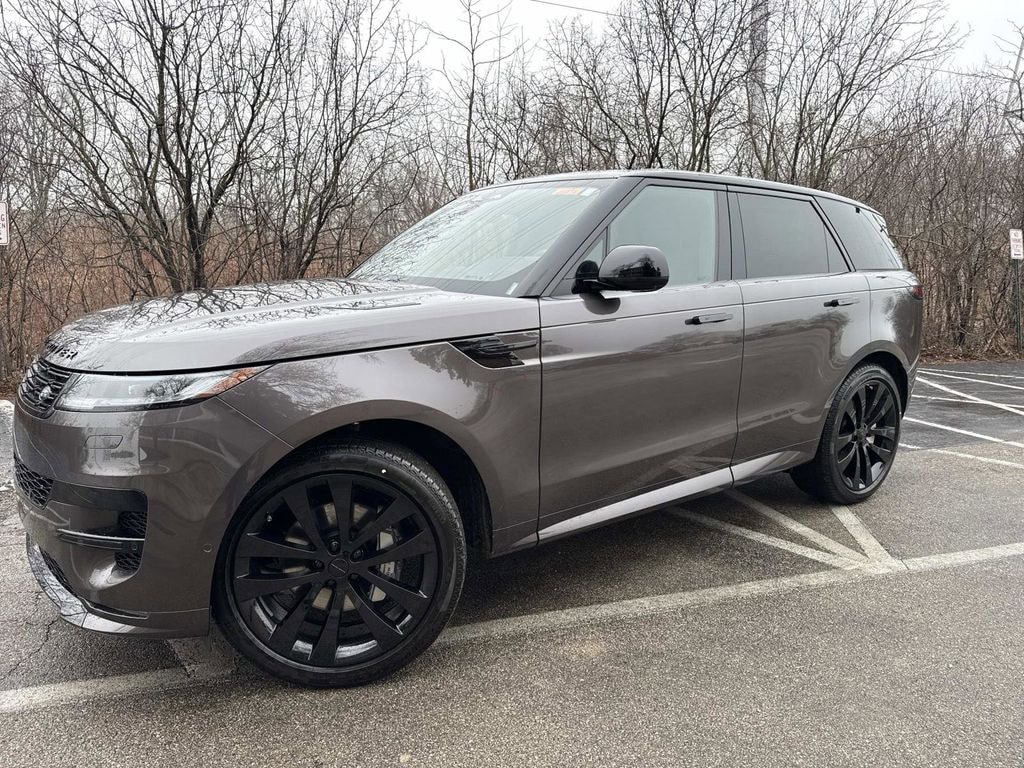 New 2026 Land Rover Range Rover Sport Dynamic SE SUV