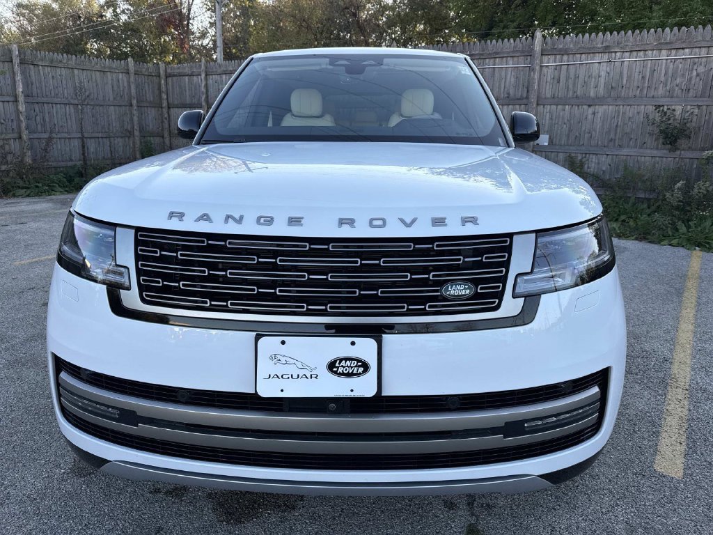 Certified 2025 Land Rover Range Rover SE SUV