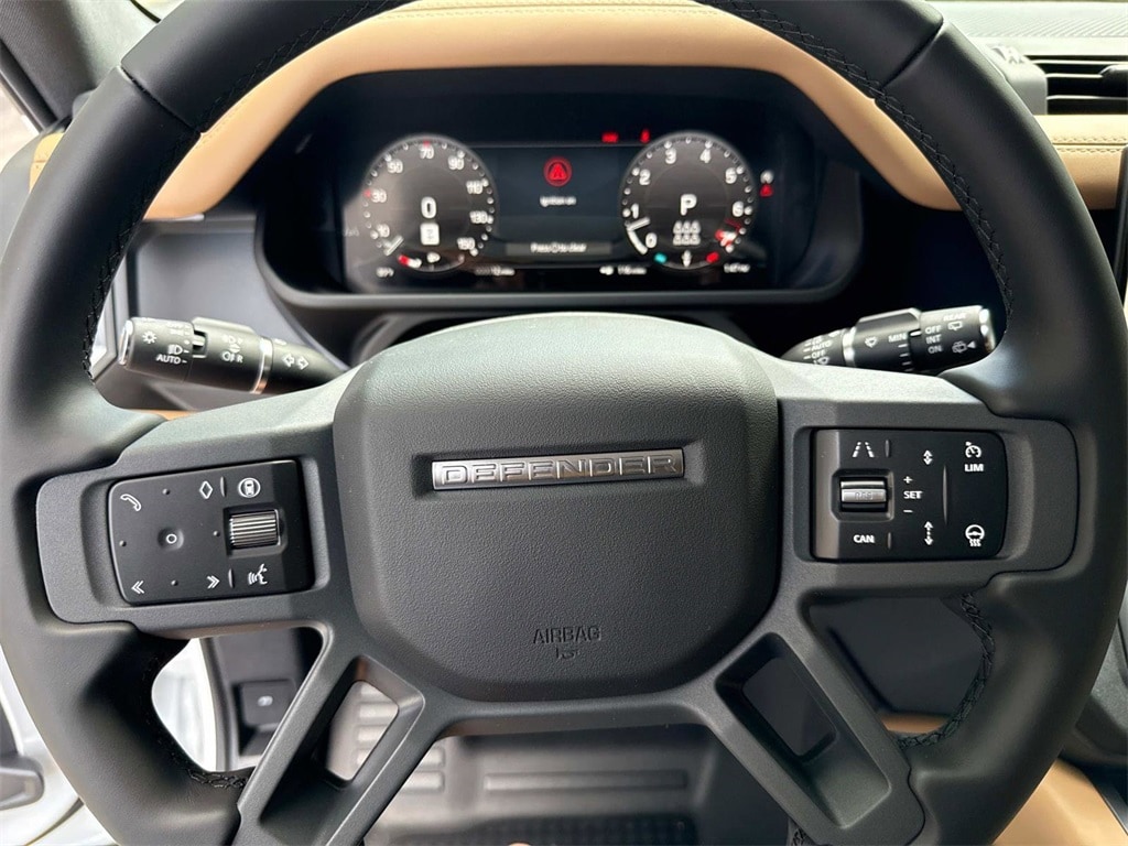 2025 Land Rover Defender S - Photo 33