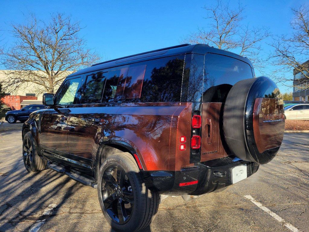 2025 Land Rover Defender Sedona Red - Photo 38
