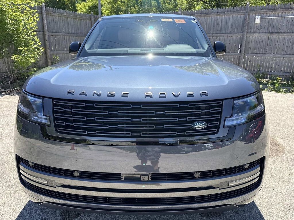 New 2026 Land Rover Range Rover SE Phev SUV