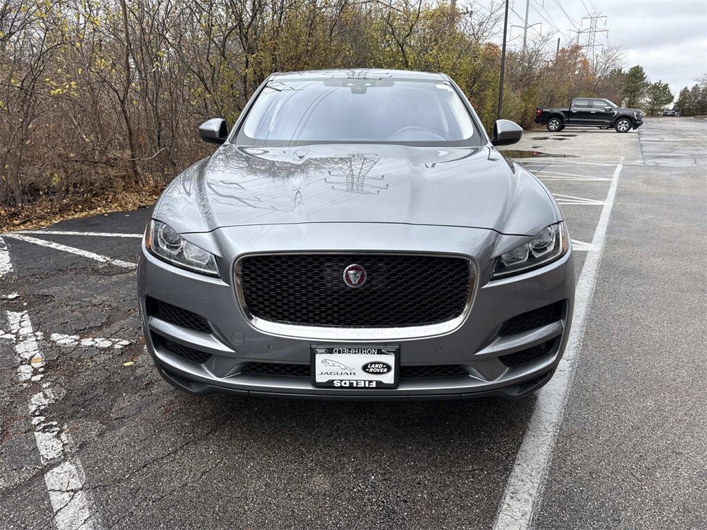 2020 Jaguar F-PACE Premium photo 2