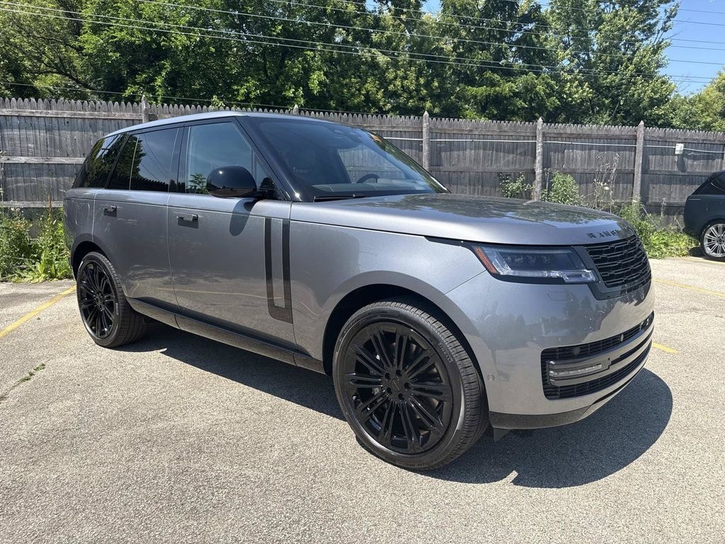 New 2026 Land Rover Range Rover SE SUV