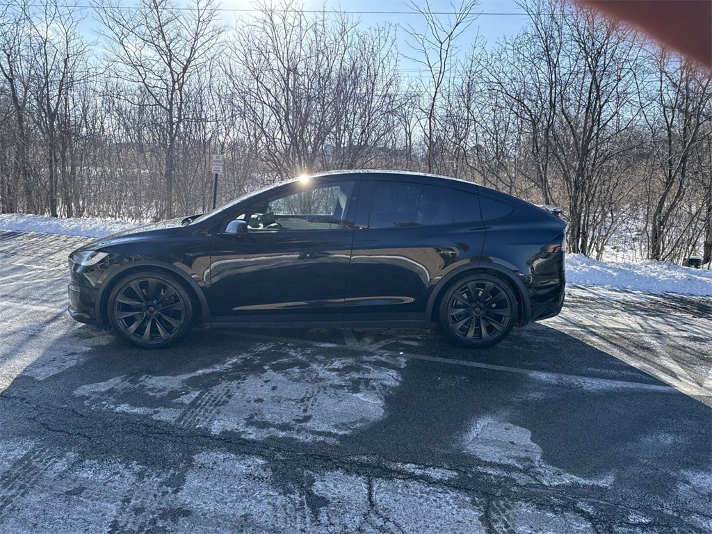 Used 2022 Tesla Model X Long Range with VIN 7SAXCBE51NF362646 for sale in Northfield, IL