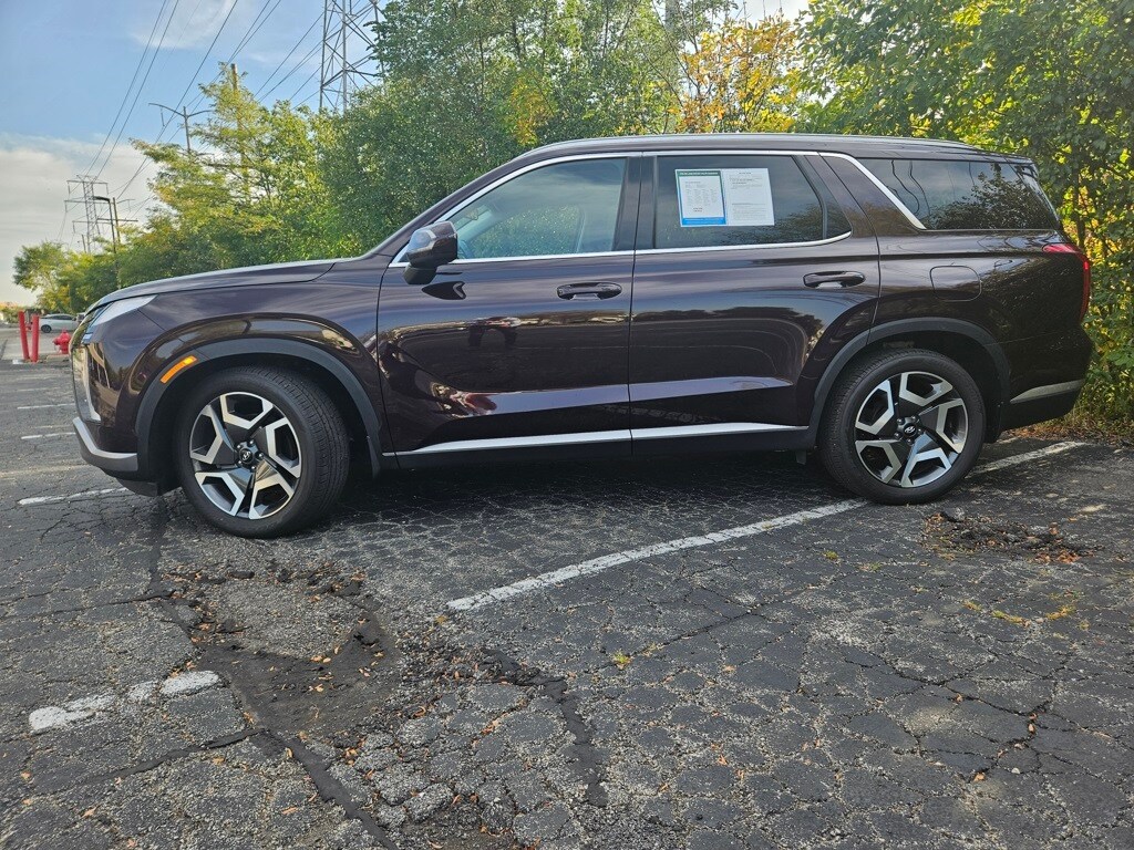 2023 Hyundai Palisade SEL photo 2