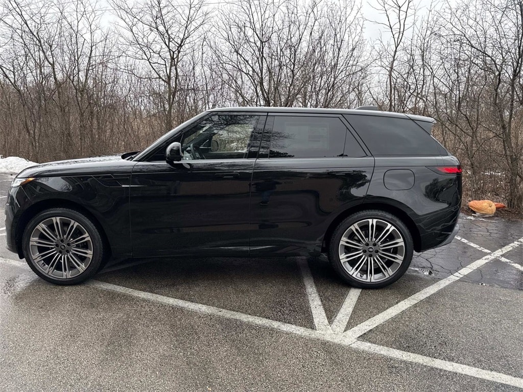 New 2025 Land Rover Range Rover Sport Dynamic SE SUV
