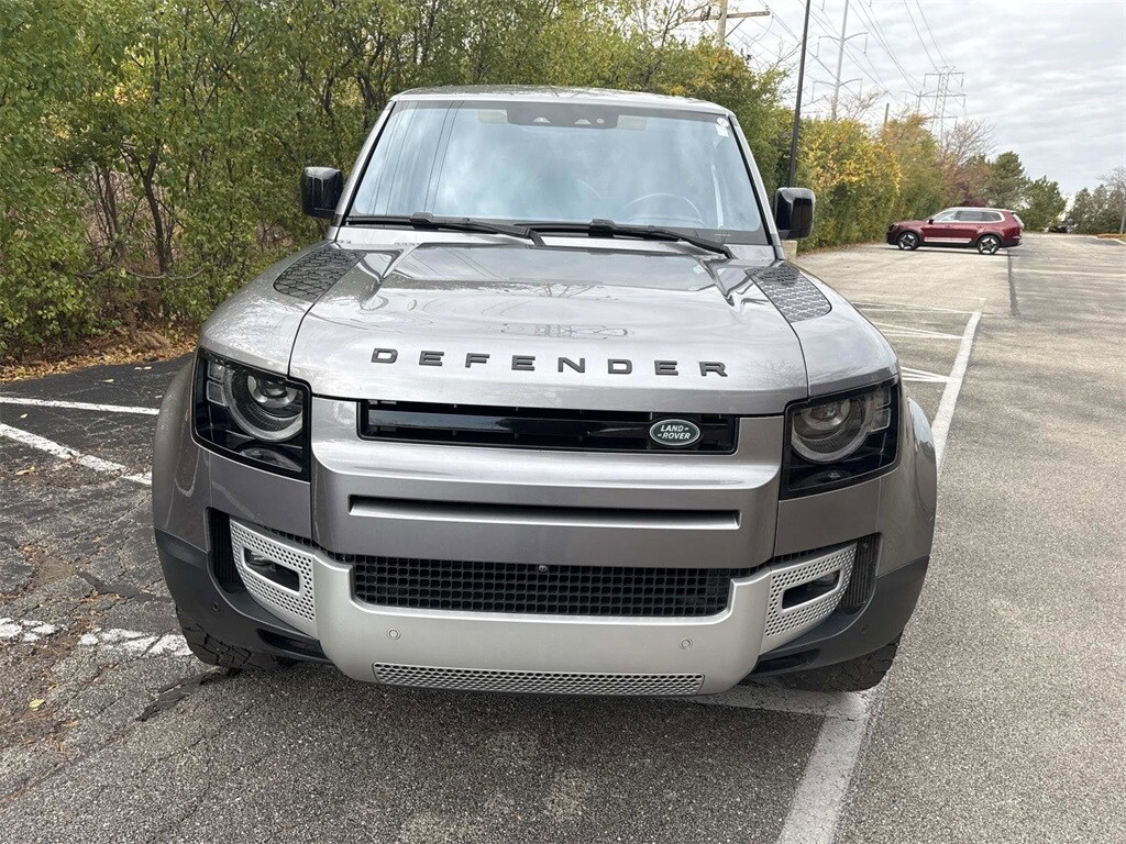 2020 Land Rover Defender 110 HSE photo 2