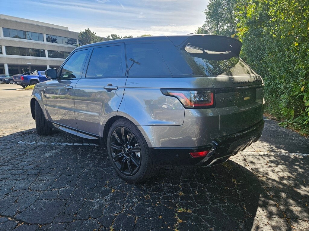 2022 Land Rover Range Rover Sport HSE Silver Edition photo 2