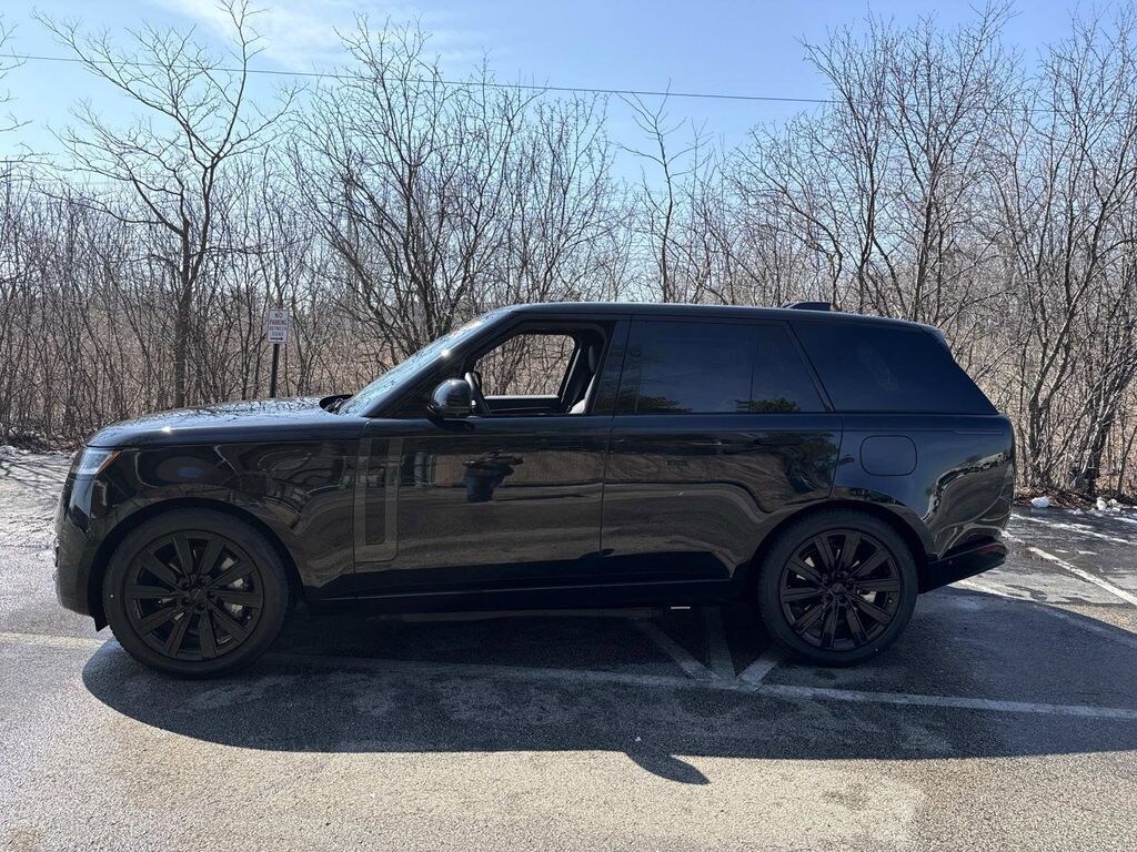 New 2026 Land Rover Range Rover SE Phev SUV