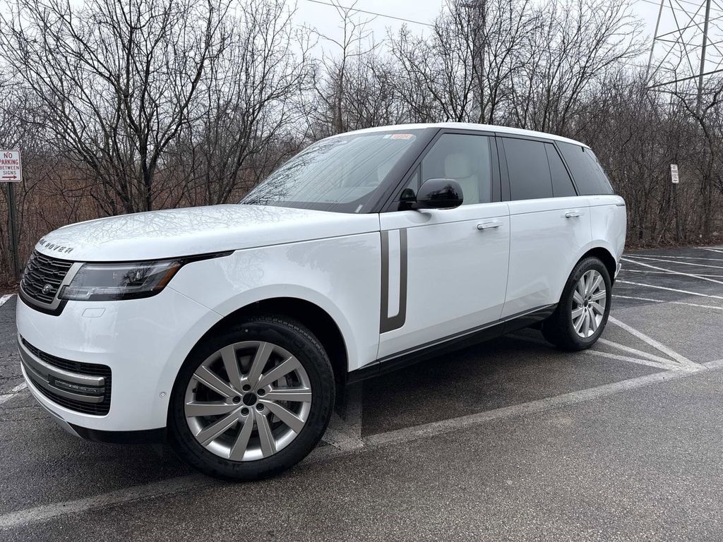 New 2026 Land Rover Range Rover SE SUV