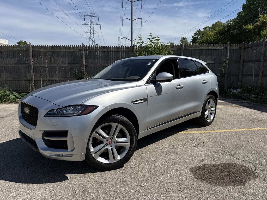 2019 Jaguar F-PACE 25t R-Sport AWD's photo
