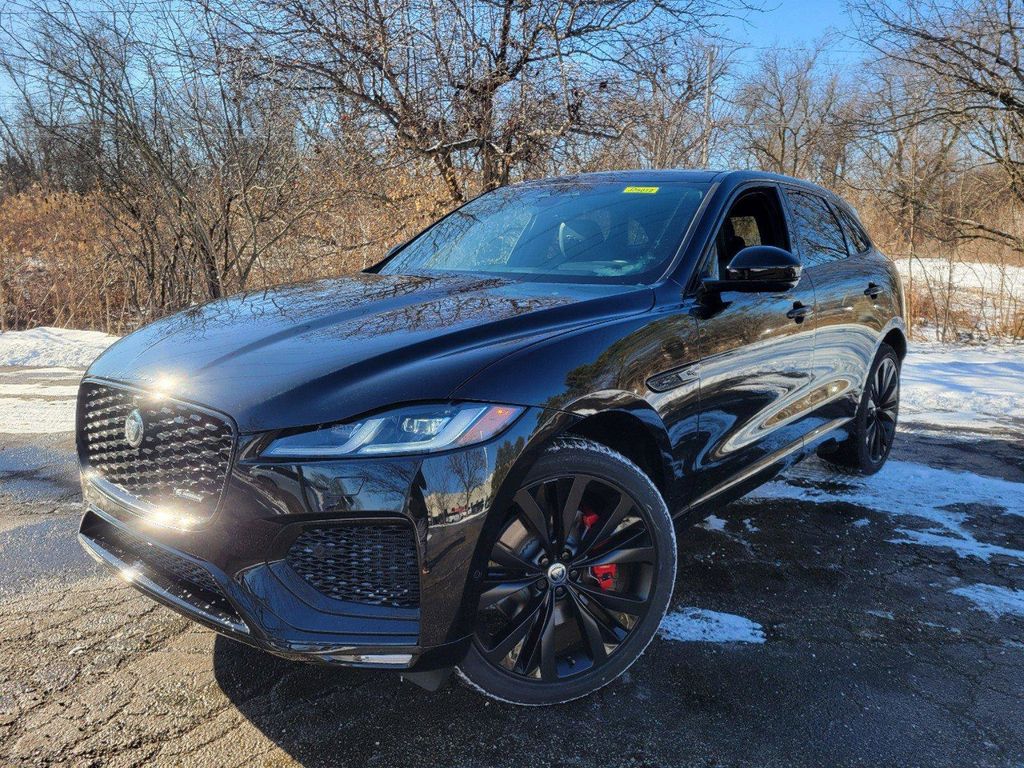2025 Jaguar F-PACE R-Dynamic S