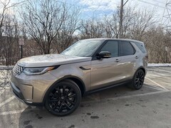 2026 Discovery S SUV