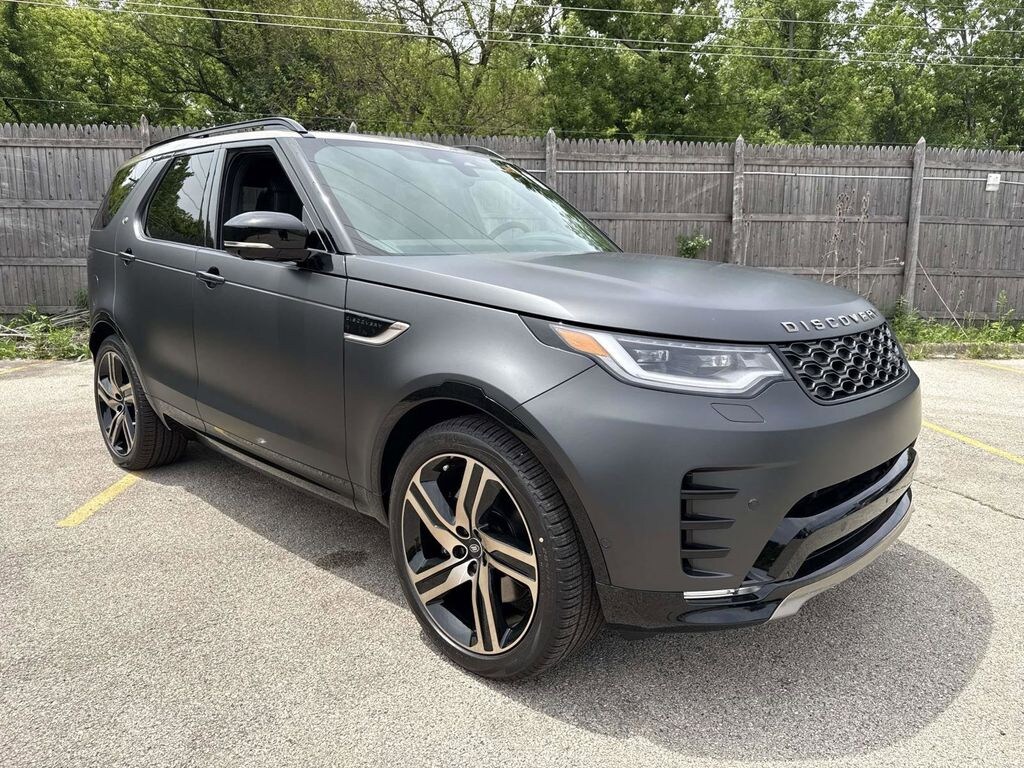 New 2026 Land Rover Discovery Tempest Edition SUV