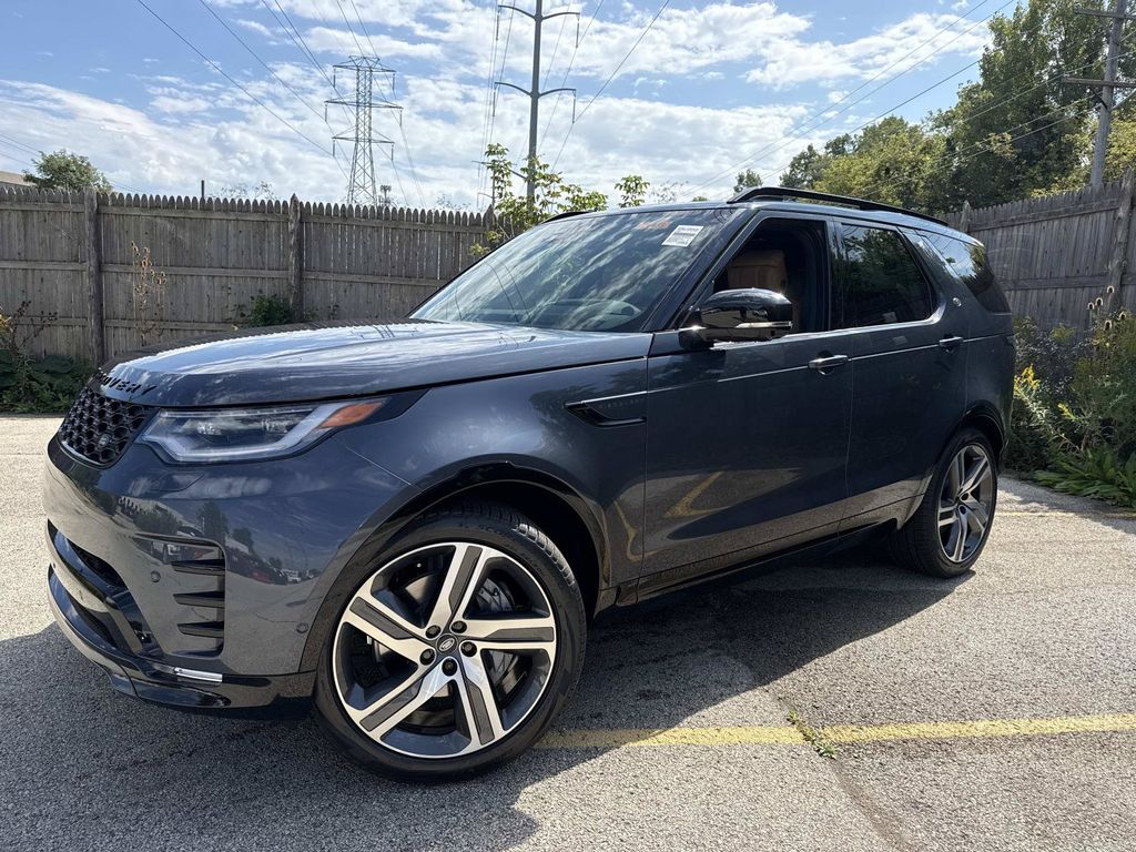 2026 Land Rover Discovery