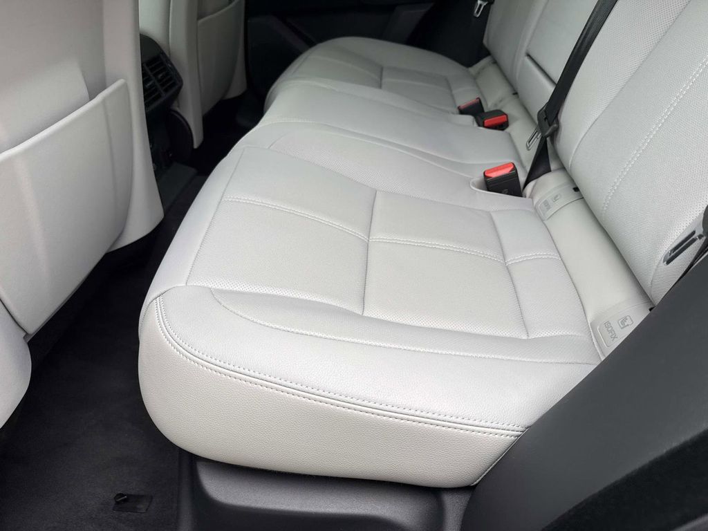 2026 Land Rover Range Rover Velar S - Photo 15