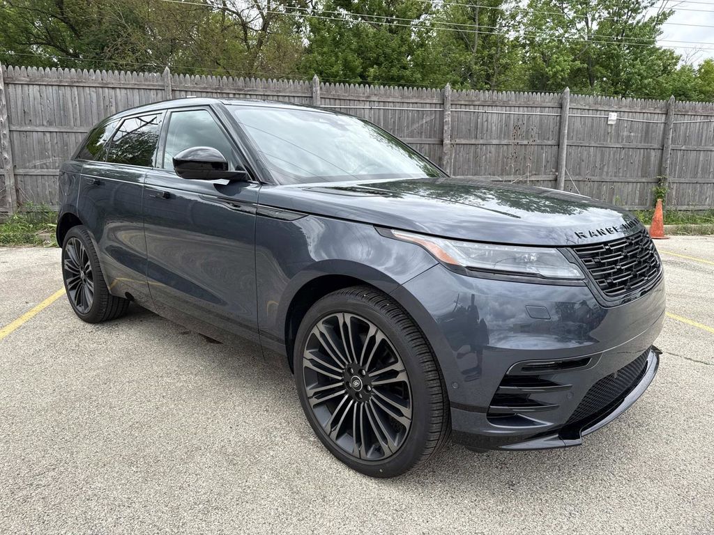 New 2026 Land Rover Range Rover Velar Dynamic SE